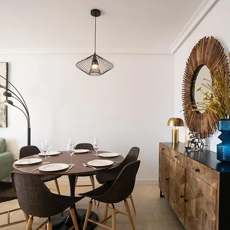 Luxe With Sea View Apartment Estepona